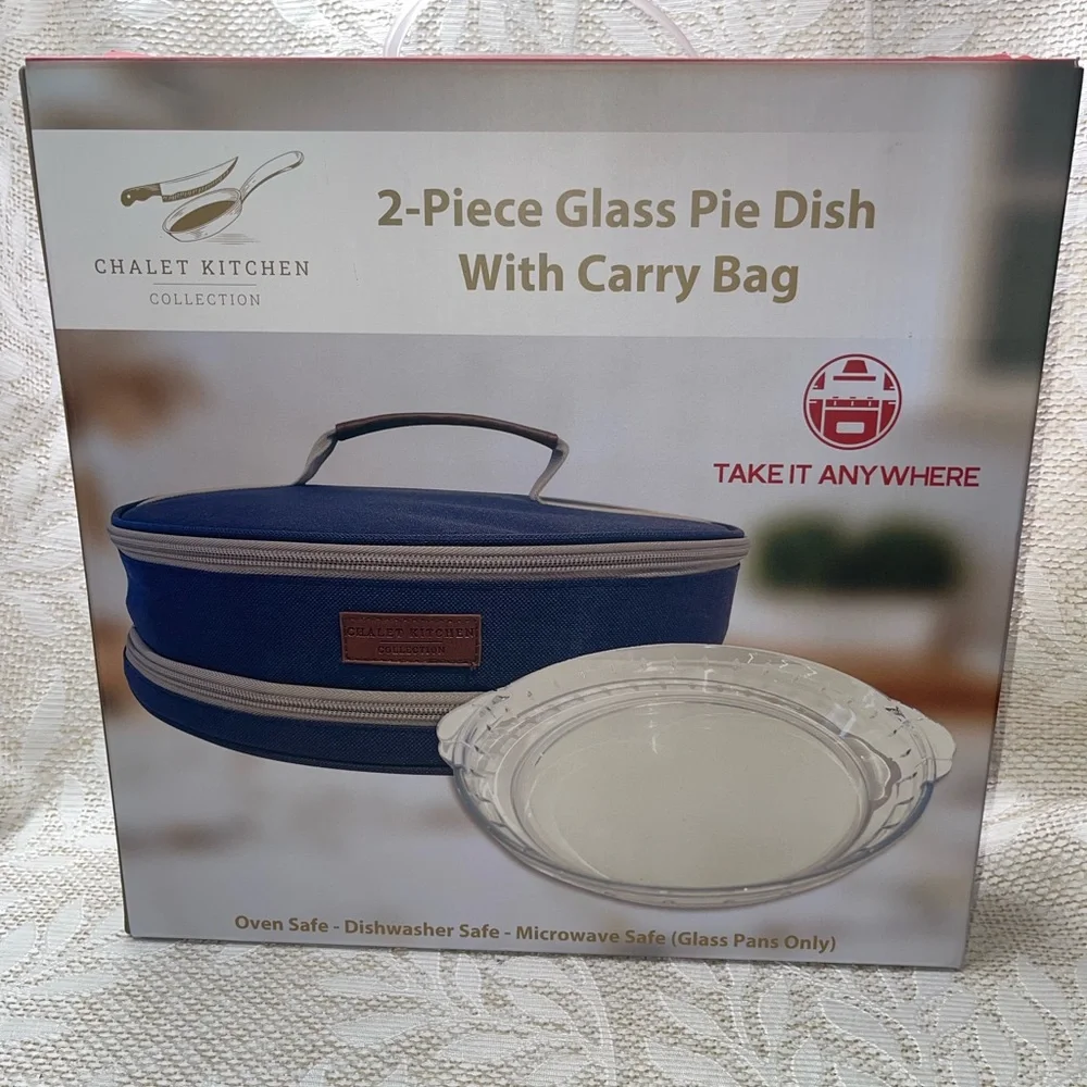Chalet Kitchen 2-Piece Glass Pie Dish with Carry Bag